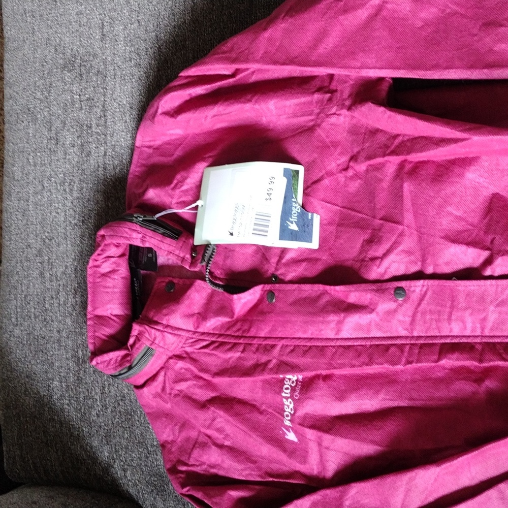 Froggtoggs women's small cherry jacket new with tags